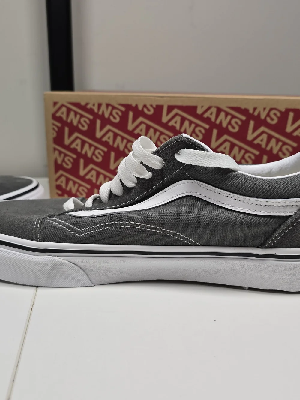 Vans Old Skool Sneakers Pewter/True White Women’s 8.5 NWOT with Box - Picture 11 of 14